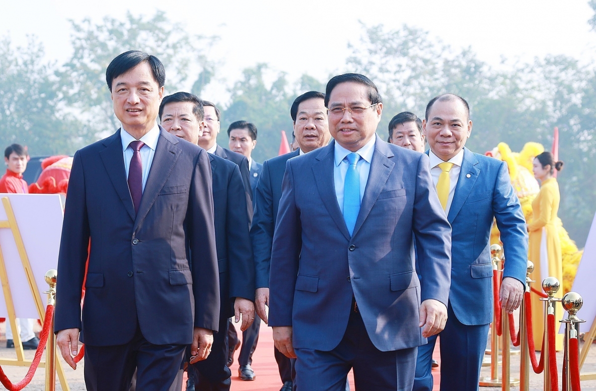 thủ tướng chính phủ & chủ tịch hà nội cùng chủ tịch tập đoàn Vingroup tham dự lễ khởi công vinhomes olympic